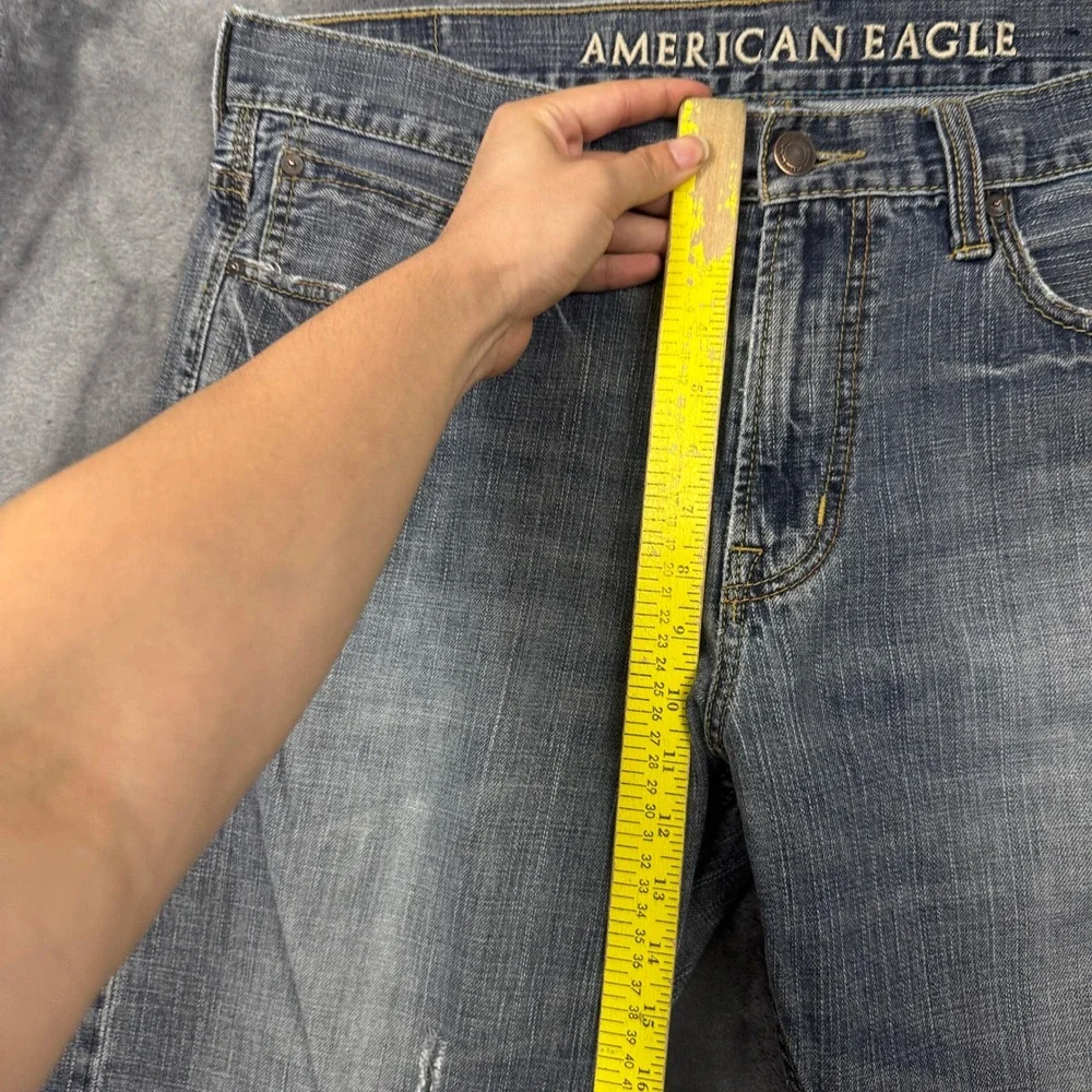 American Eagle Relaxed Jeans Mens 36x32 Blue Good Distressed Straight Leg Denim